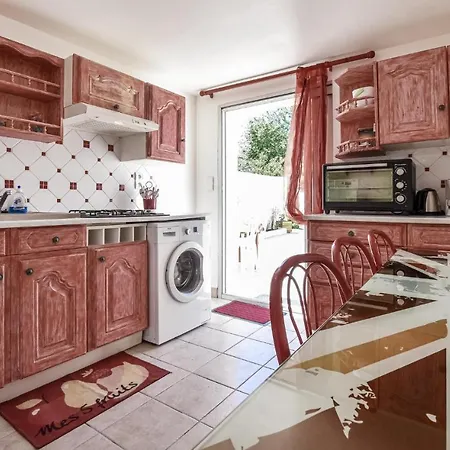 2 Bedroom Lovely In St Avaugourd Des Lande Saint-Avaugourd-des-Landes