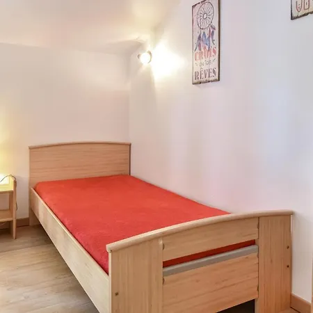 Vakantiehuis Awesome In St Avaugourd Des Lande With 2 Bedrooms&internet Saint-Avaugourd-des-Landes
