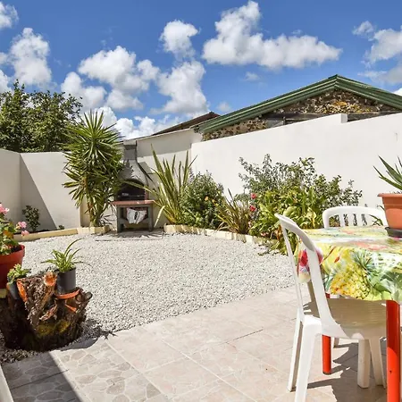 Stunning In St Avaugourd Des Lande Tatil Evi Saint-Avaugourd-des-Landes